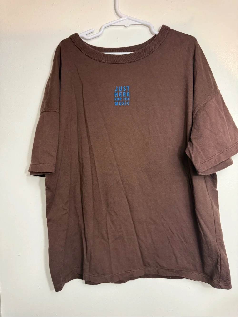 4/$10 bundles Cat & Jack Brown Short Sleeve Tee with Blue Music Graphic